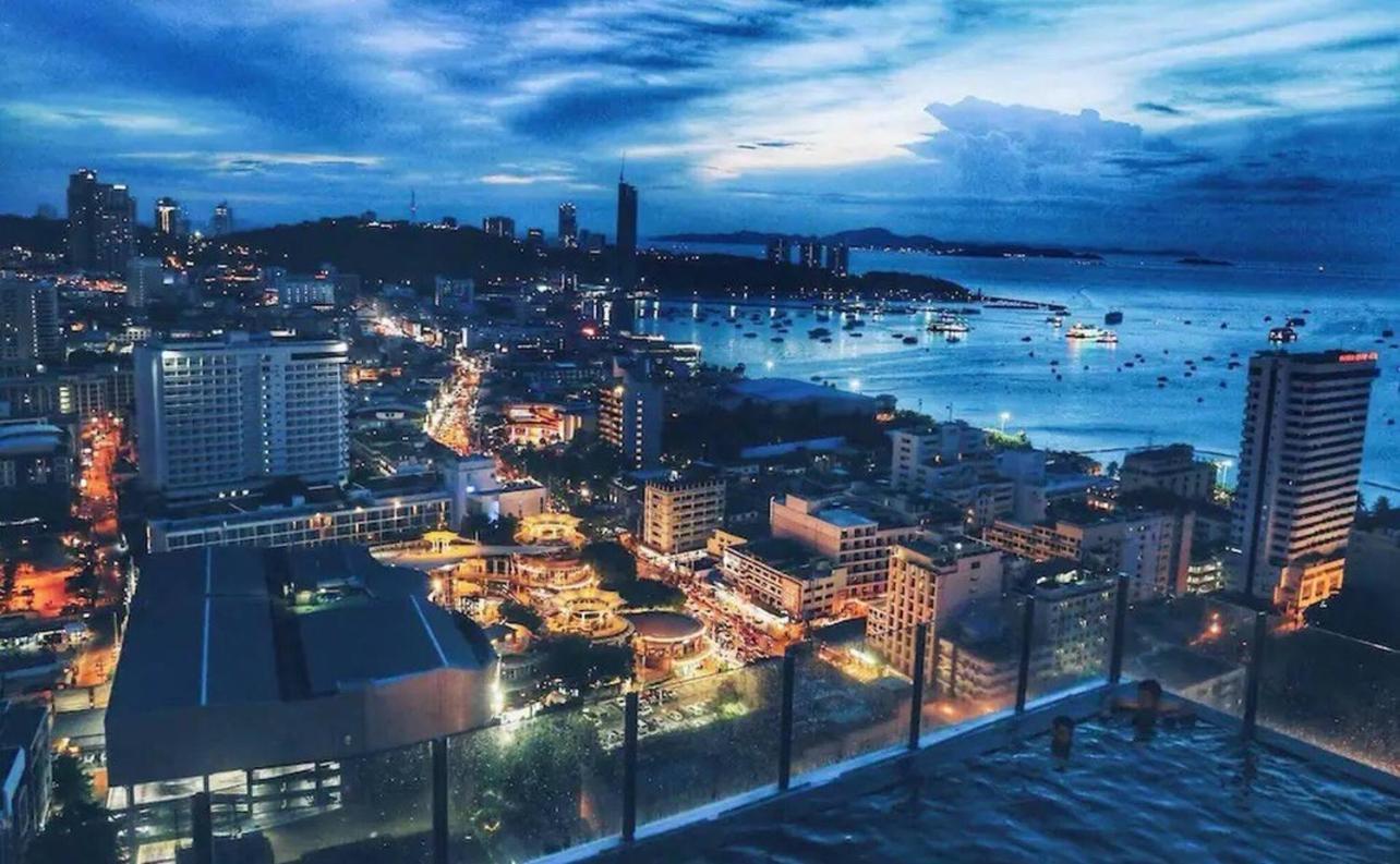 The Base Apartment Pattaya Ngoại thất bức ảnh
