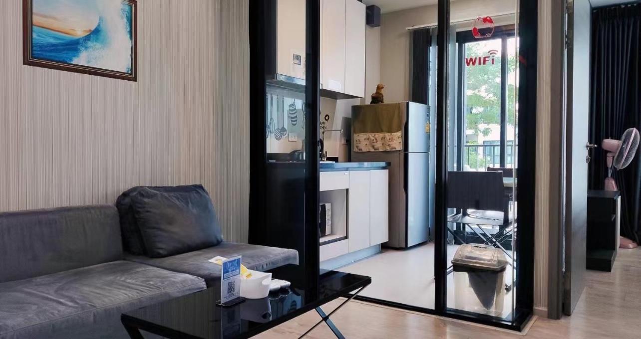 The Base Apartment Pattaya Ngoại thất bức ảnh
