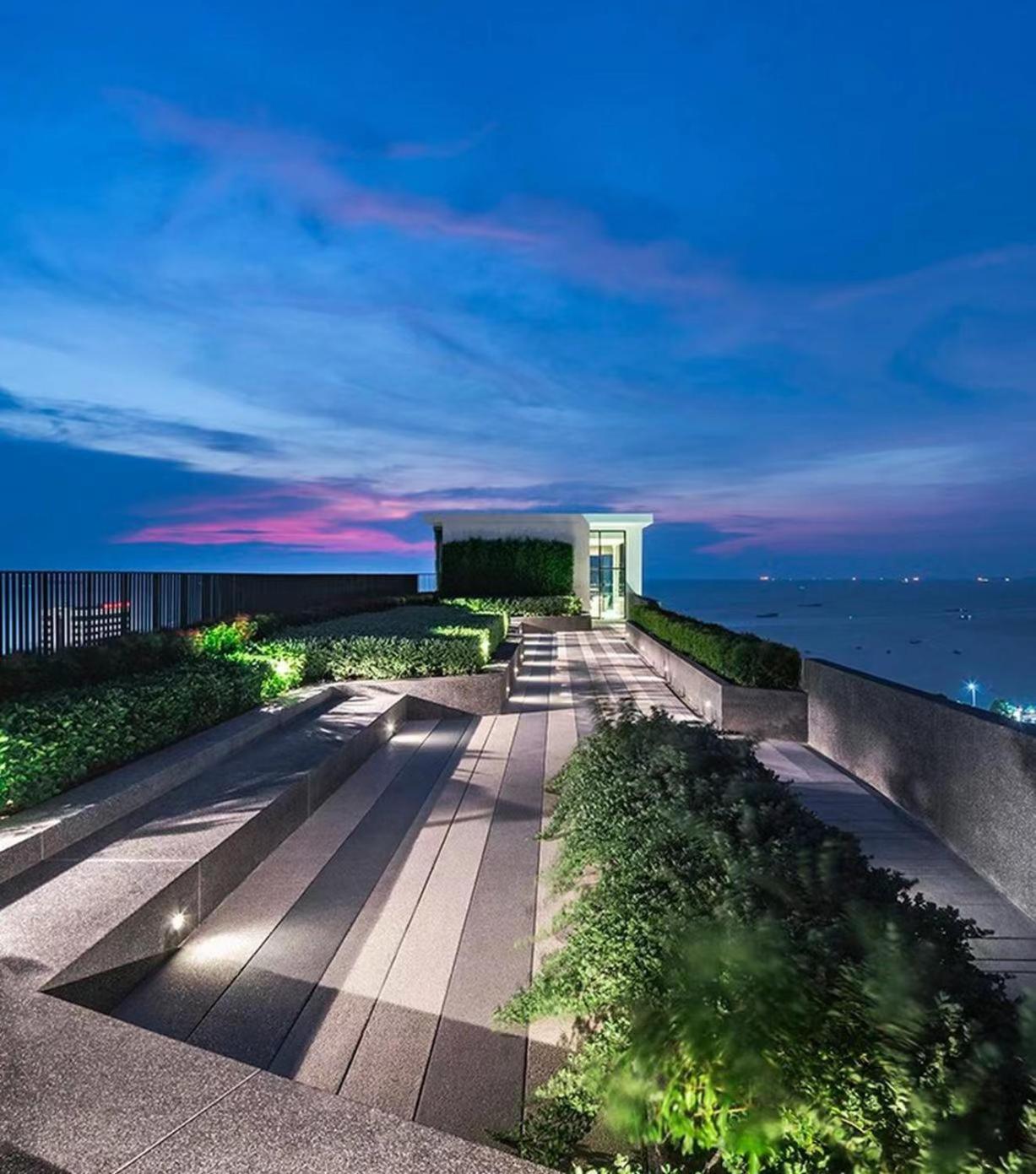 The Base Apartment Pattaya Ngoại thất bức ảnh