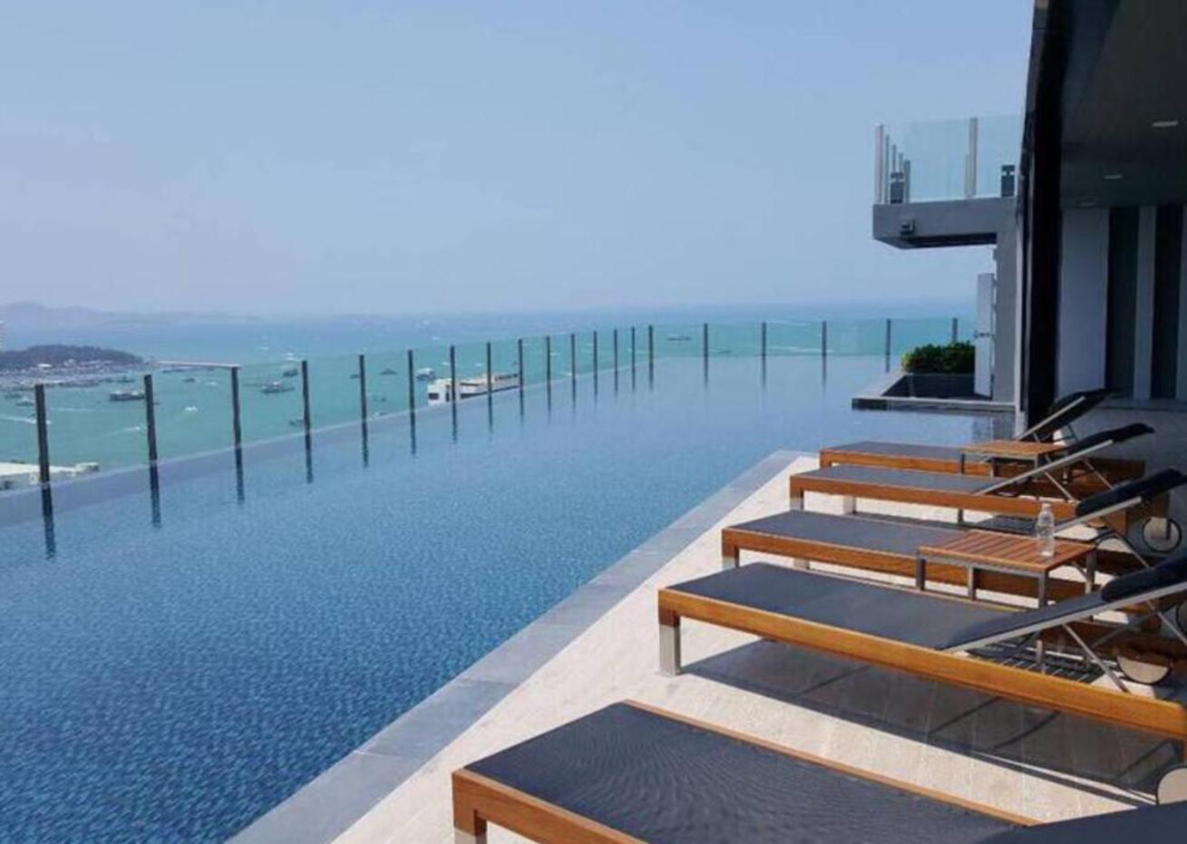 The Base Apartment Pattaya Ngoại thất bức ảnh