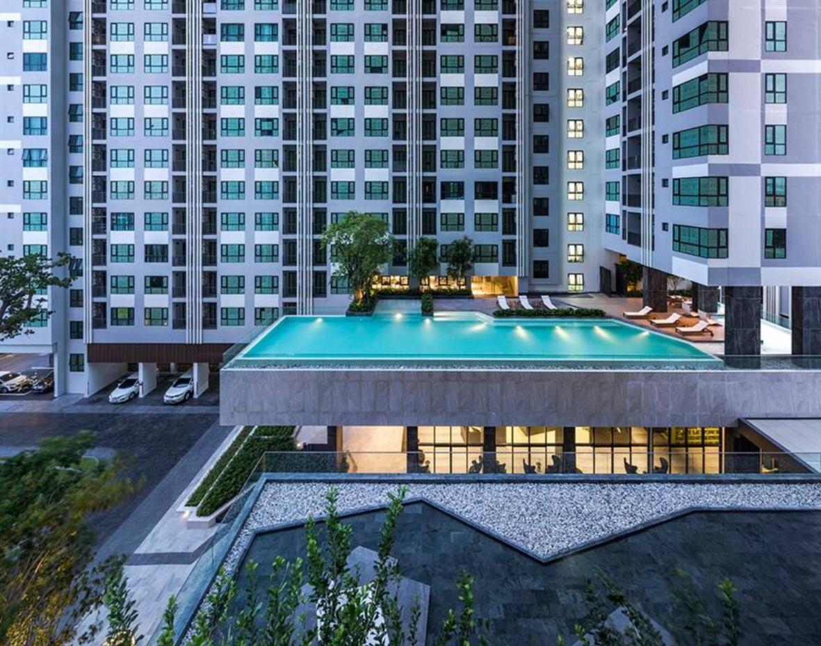 The Base Apartment Pattaya Ngoại thất bức ảnh