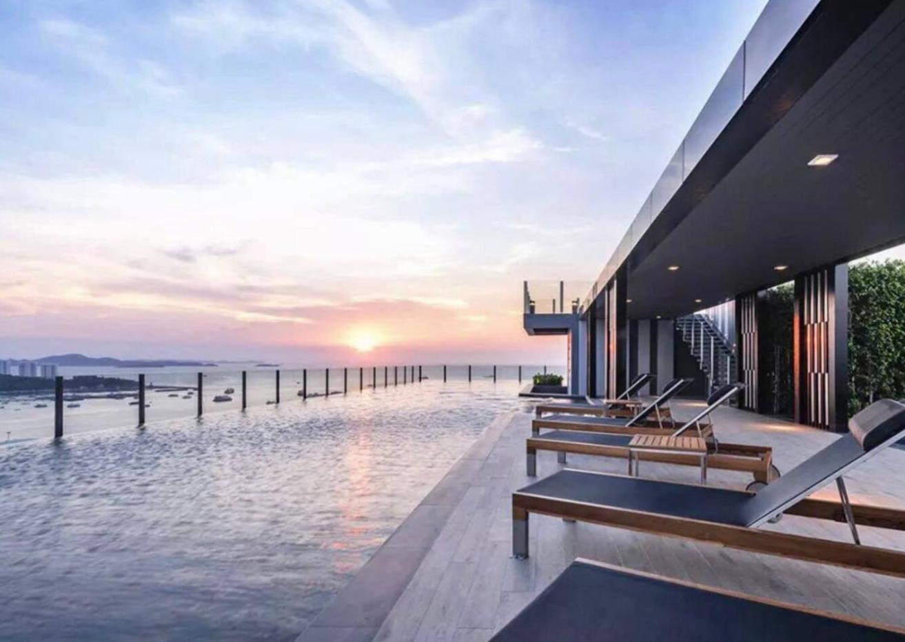 The Base Apartment Pattaya Ngoại thất bức ảnh