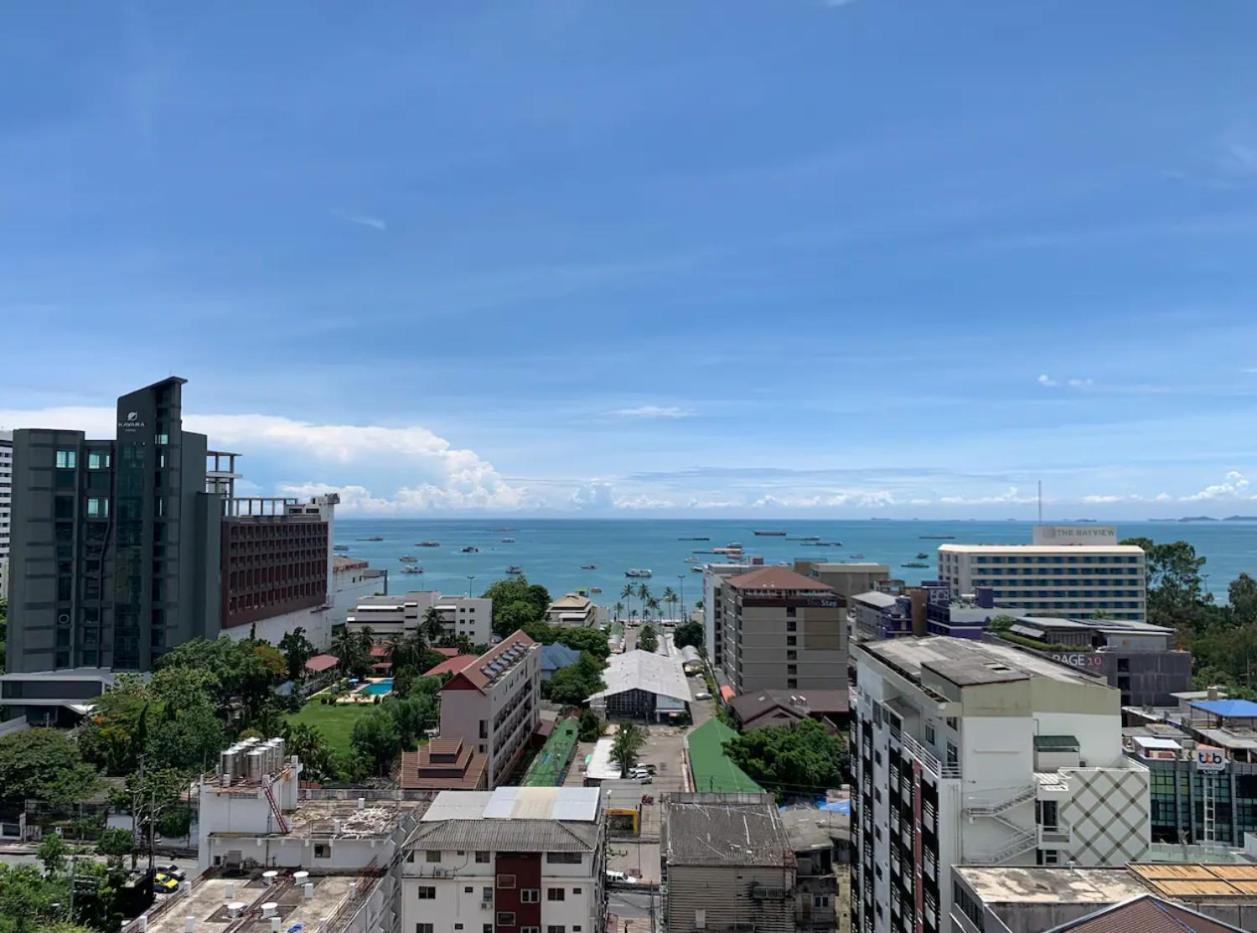 The Base Apartment Pattaya Ngoại thất bức ảnh
