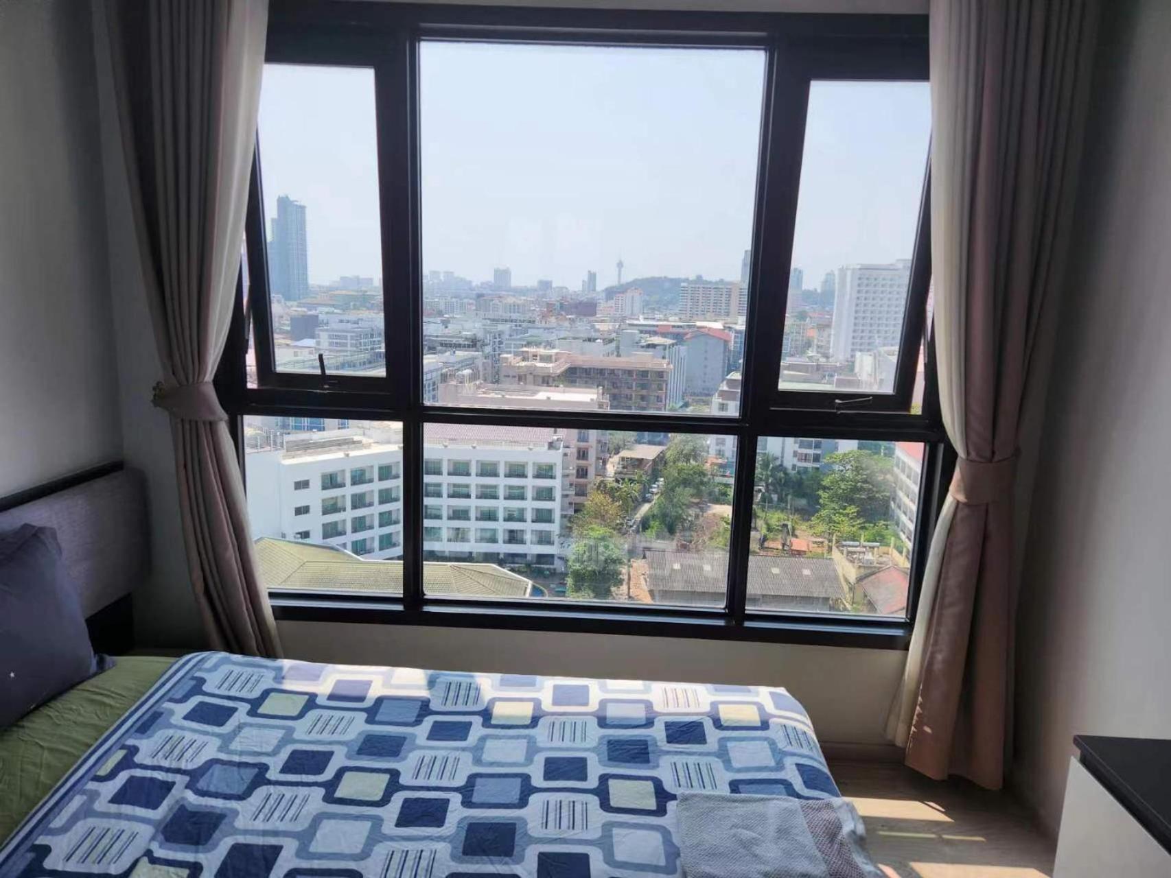 The Base Apartment Pattaya Ngoại thất bức ảnh